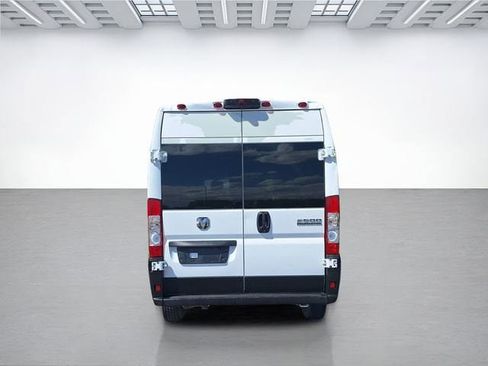 Used 2023 RAM ProMaster 2500 FWD image 5