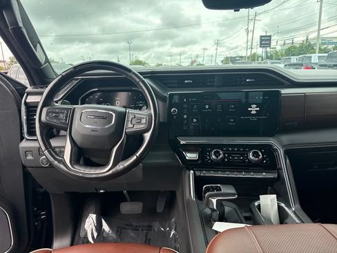 Used 2023 GMC Sierra 1500 Denali Ultimate AWD/4WD image 15