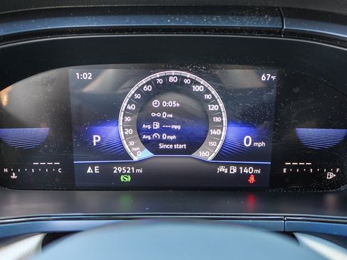 Used 2024 Volkswagen Taos SE image 23