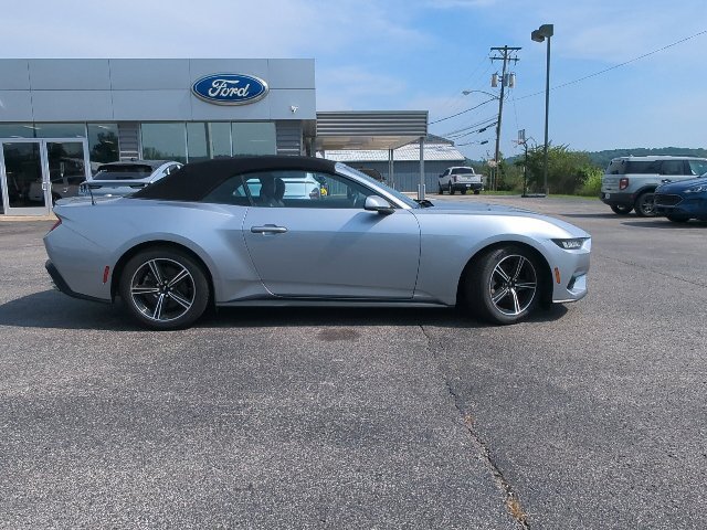 Used 2024 Ford Mustang Premium RWD image 29
