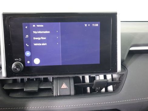 Used 2025 Toyota RAV4 LE image 43