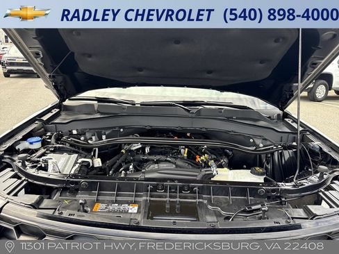 Used 2025 Ford Explorer ST-Line w/ ST-Line Street Pack AWD/4WD image 16