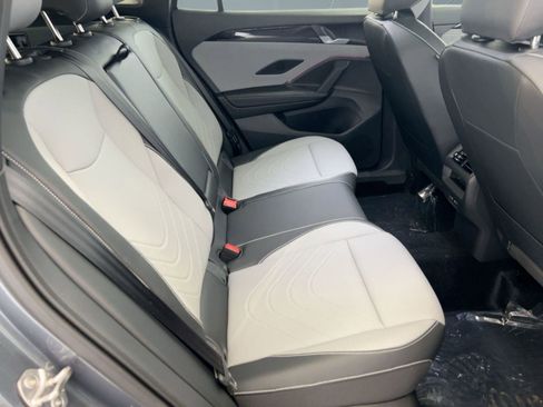 New 2026 Volkswagen Tiguan SE R-Line image 29