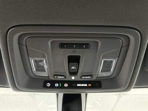 Used 2021 Chevrolet Silverado 1500 LT Trail Boss w/ Convenience Package II AWD/4WD image 53