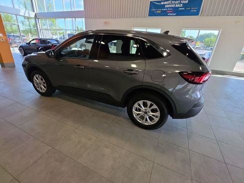 Used 2023 Ford Escape Active AWD/4WD image 14
