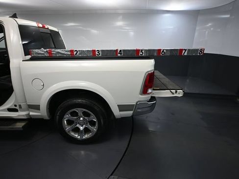 Used 2018 RAM 1500 Laramie w/ Convenience Group AWD/4WD image 33
