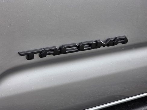 Certified 2022 Toyota Tacoma SR5 image 26