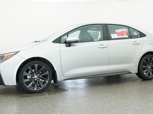 New 2026 Toyota Corolla SE FWD image 18