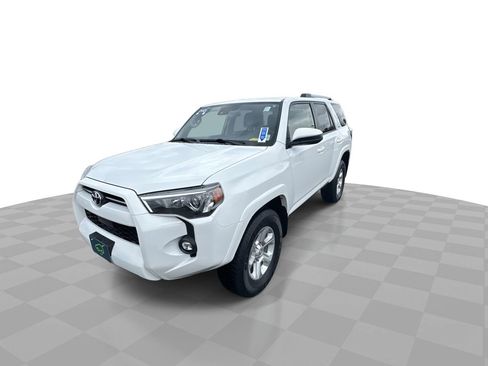 Used 2021 Toyota 4Runner SR5 image 4