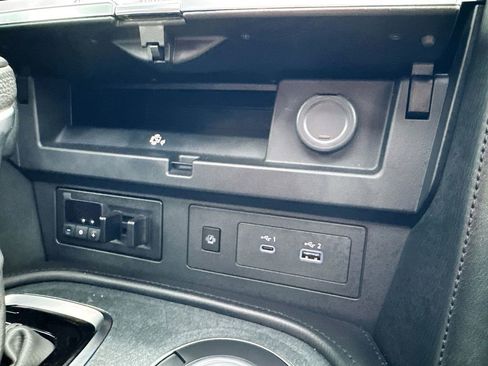 Used 2024 Nissan Armada SL w/ Midnight Edition Package image 21