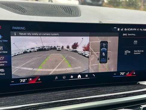 New 2026 BMW X6 M60i w/ Executive Package image 17