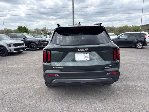 Used 2023 Kia Sorento X-Line EX image 6