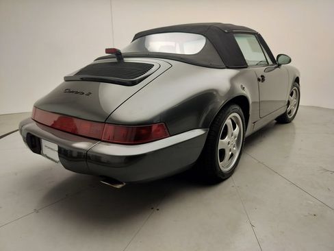 Used 1992 Porsche 911 Carrera RWD image 24