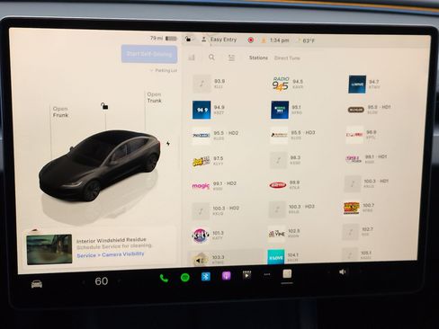 Used 2025 Tesla Model 3 image 23