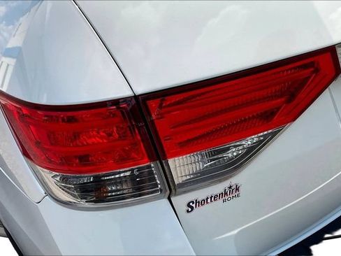 Used 2016 Honda Odyssey EX-L image 25