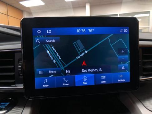 Certified 2023 Ford Explorer XLT w/ Equipment Group 202A AWD/4WD image 17