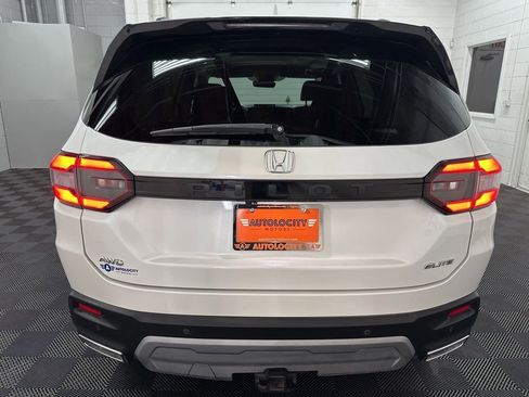 Used 2024 Honda Pilot Elite image 8