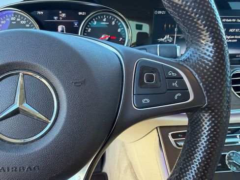 Used 2018 Mercedes-Benz E 300 image 18