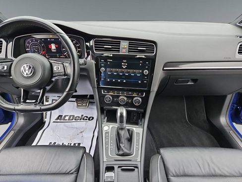 Used 2018 Volkswagen Golf R DCS and Navigation 7A image 10