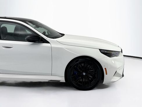Used 2025 BMW M5 Touring AWD/4WD image 11