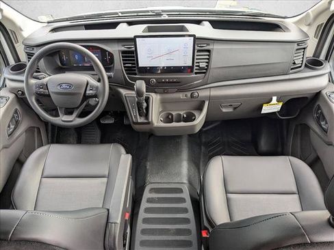 New 2026 Ford Transit 250 148 Medium Roof w/ Load Area Protection Package RWD image 14