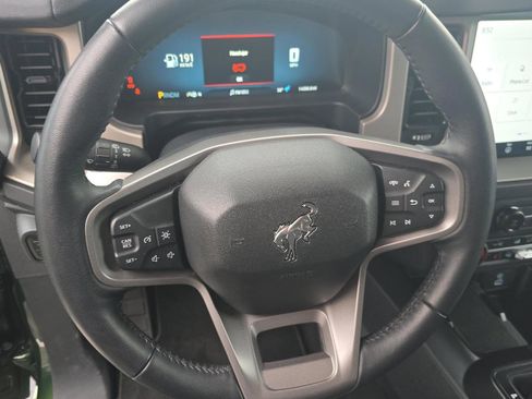 Used 2025 Ford Bronco Outer Banks image 14