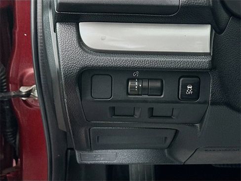 Used 2012 Subaru Impreza 2.0i Sport Premium image 10