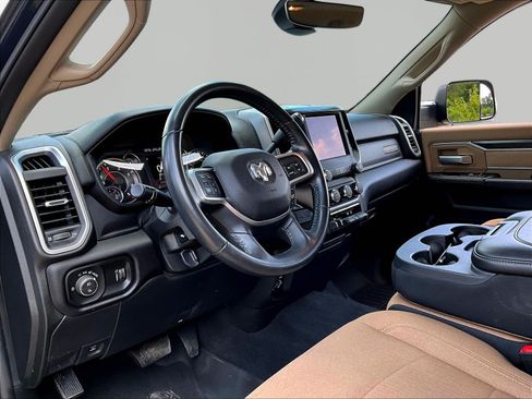 Used 2021 RAM 2500 Big Horn w/ Level 1 Equipment Group AWD/4WD image 18