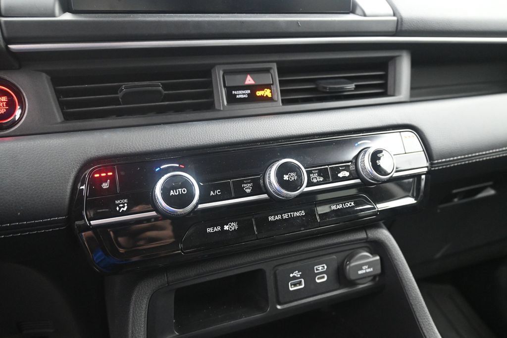 Used 2025 Honda Pilot Touring image 28