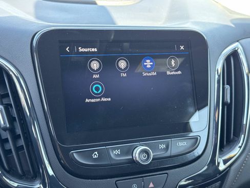 Used 2023 Chevrolet Equinox Premier FWD image 14