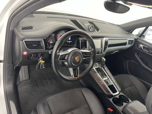 Used 2016 Porsche Macan S AWD/4WD image 4
