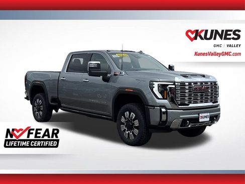 New 2026 GMC Sierra 3500 Denali w/ Denali Reserve Package AWD/4WD image 1