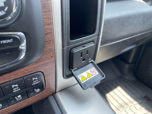 Used 2018 RAM 1500 Laramie w/ Convenience Group AWD/4WD image 12