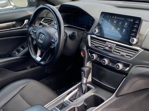 Used 2018 Honda Accord Sport image 21