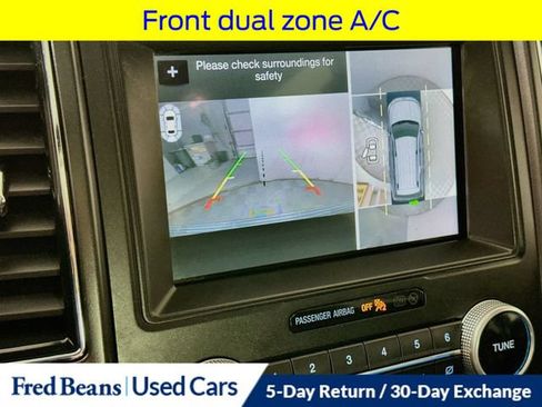 Used 2018 Ford Expedition Limited w/ Equipment Group 302A AWD/4WD image 18