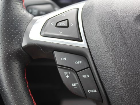 Used 2024 Ford Edge ST-Line AWD/4WD image 10