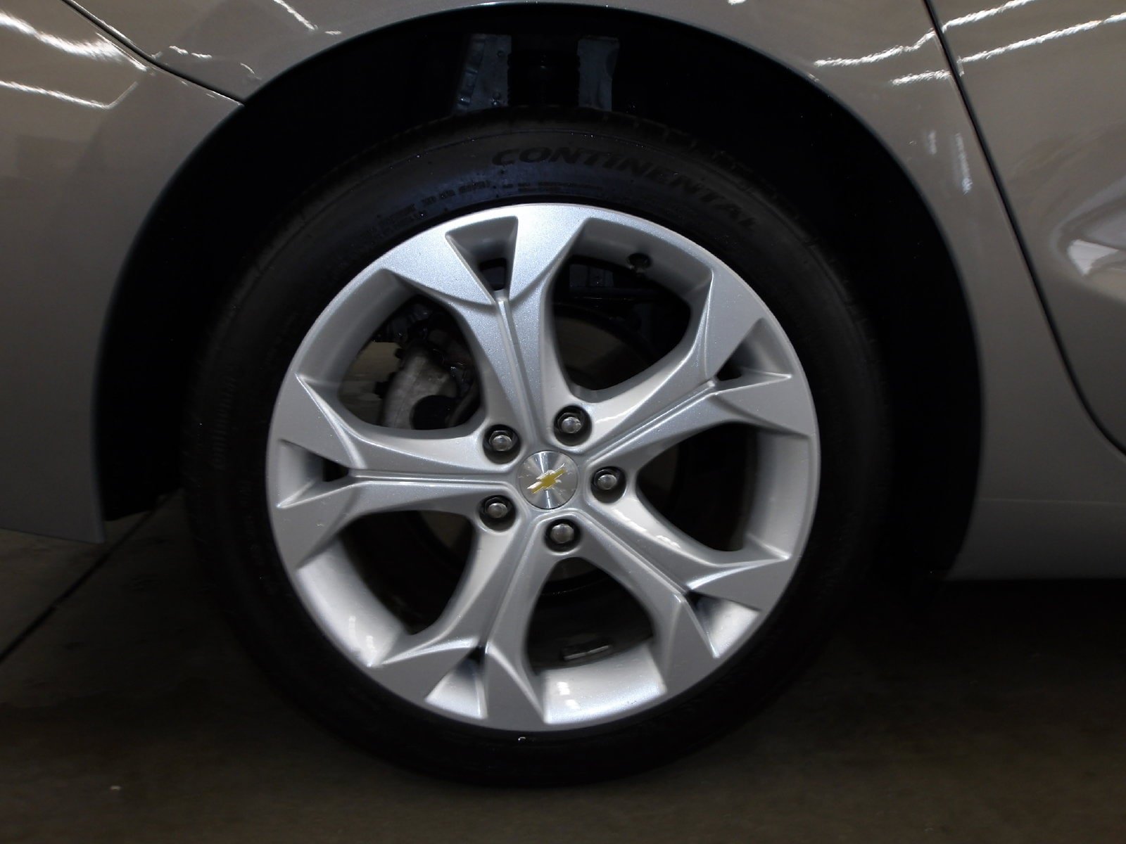 Used 2017 Chevrolet Cruze Premier w/ Premier Convenience Package FWD image 20