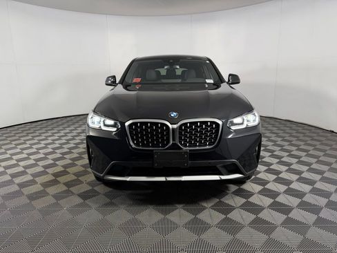 Used 2025 BMW X4 xDrive30i image 10