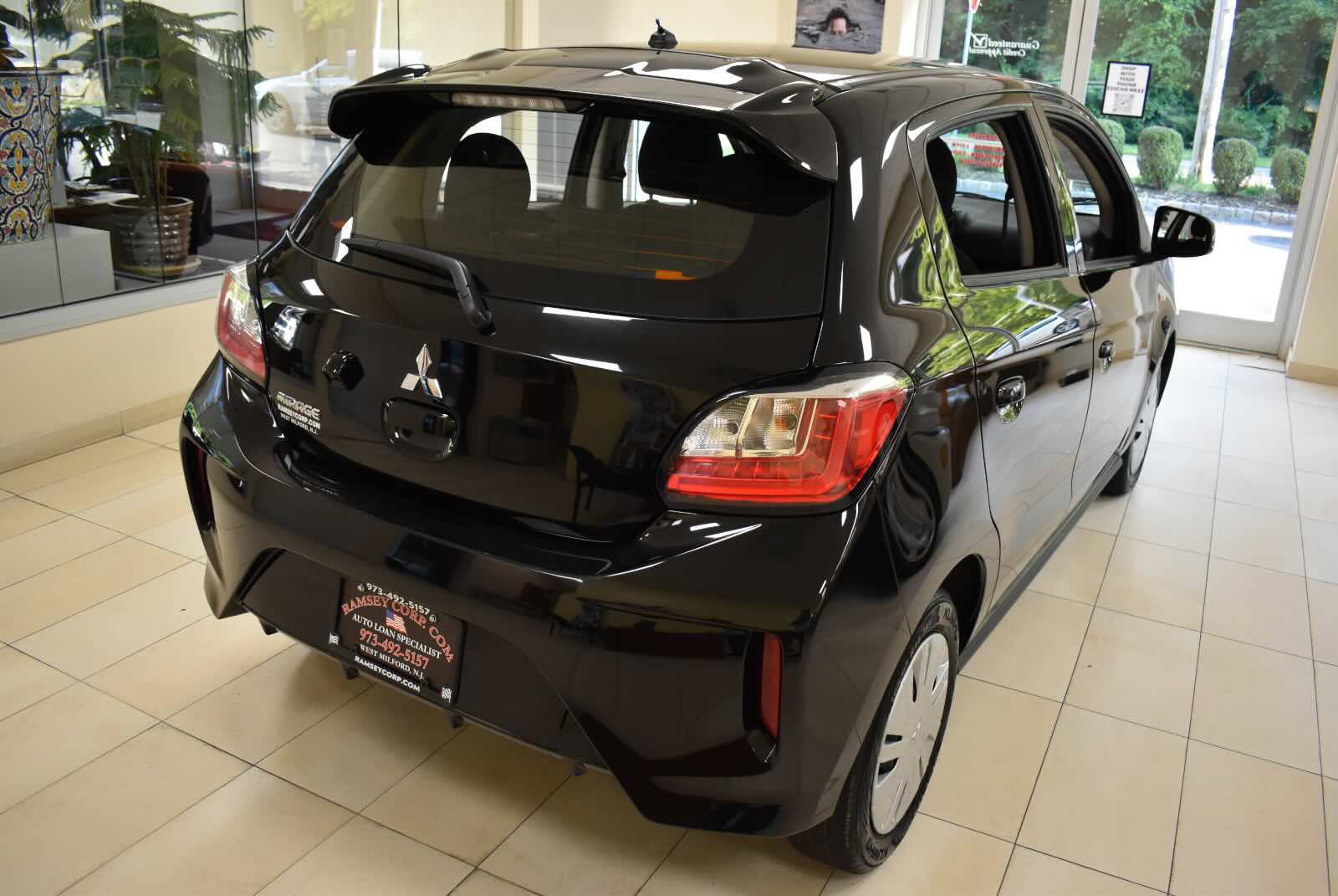 Used 2024 Mitsubishi Mirage ES FWD image 4