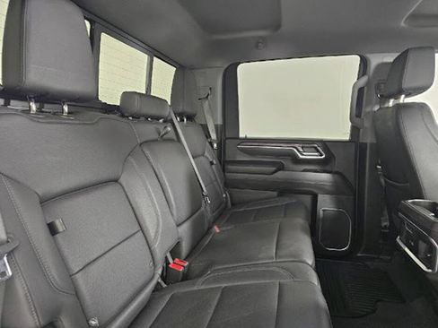 Used 2025 Chevrolet Silverado 2500 LTZ w/ LTZ Plus Package AWD/4WD image 15