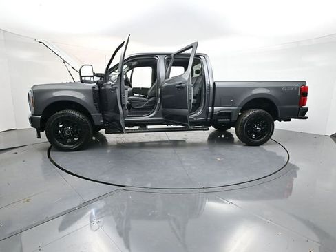 Used 2026 Ford F350 XLT w/ XLT Premium Package AWD/4WD image 37