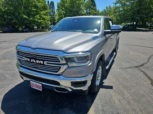 Used 2022 RAM 1500 Laramie AWD/4WD image 2