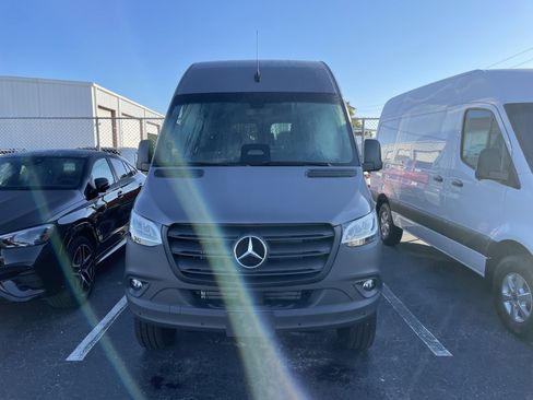 New 2025 Mercedes-Benz Sprinter 2500 image 2