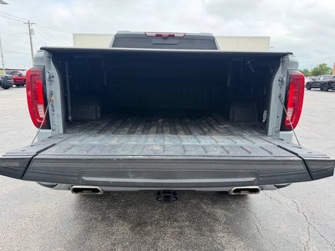 Used 2024 GMC Sierra 1500 AT4 w/ Technology Package AWD/4WD image 8