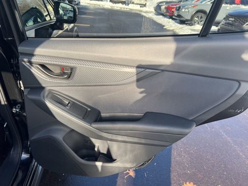 Used 2022 Subaru Crosstrek 2.0i Premium image 15