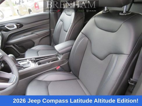 New 2026 Jeep Compass Latitude image 13