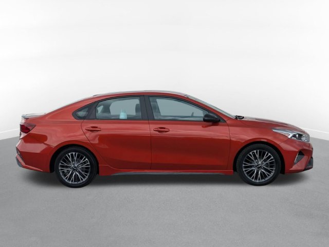 Used 2024 Kia Forte GT-Line FWD image 2