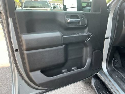 Used 2024 Chevrolet Silverado 2500 Custom w/ Custom Value Package AWD/4WD image 18