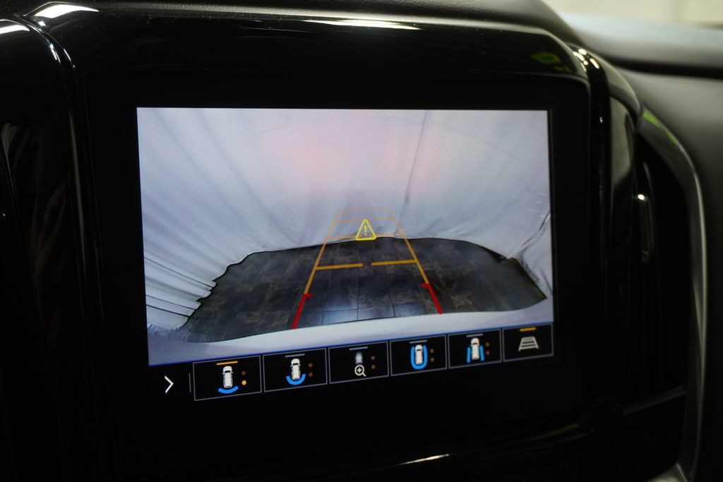 Used 2020 Chevrolet Traverse RS FWD image 27