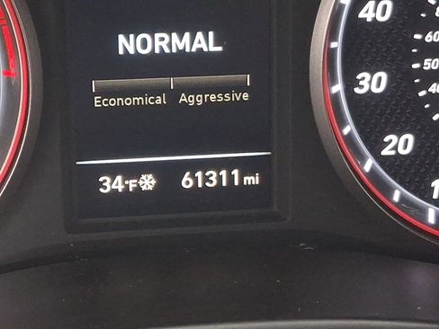 Used 2019 Hyundai Veloster Turbo image 17